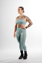 L'ensemble IMPACT Vert — Legging + Short + Brassière